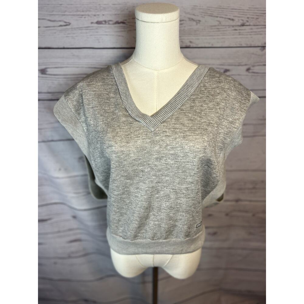 Upper Level Light Gray V-Neck Muscle Sweater Tank Size Large - Picture 2 of 6